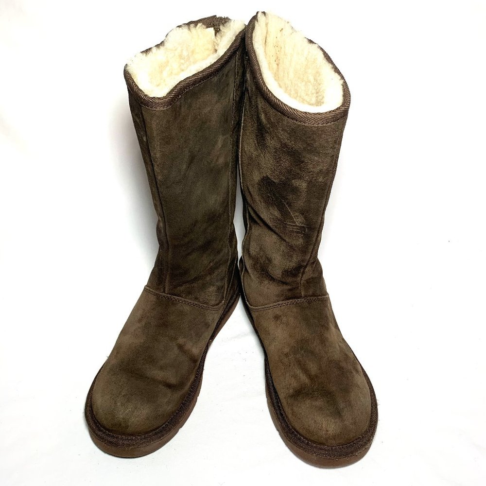 UGG Women Boots Size 8